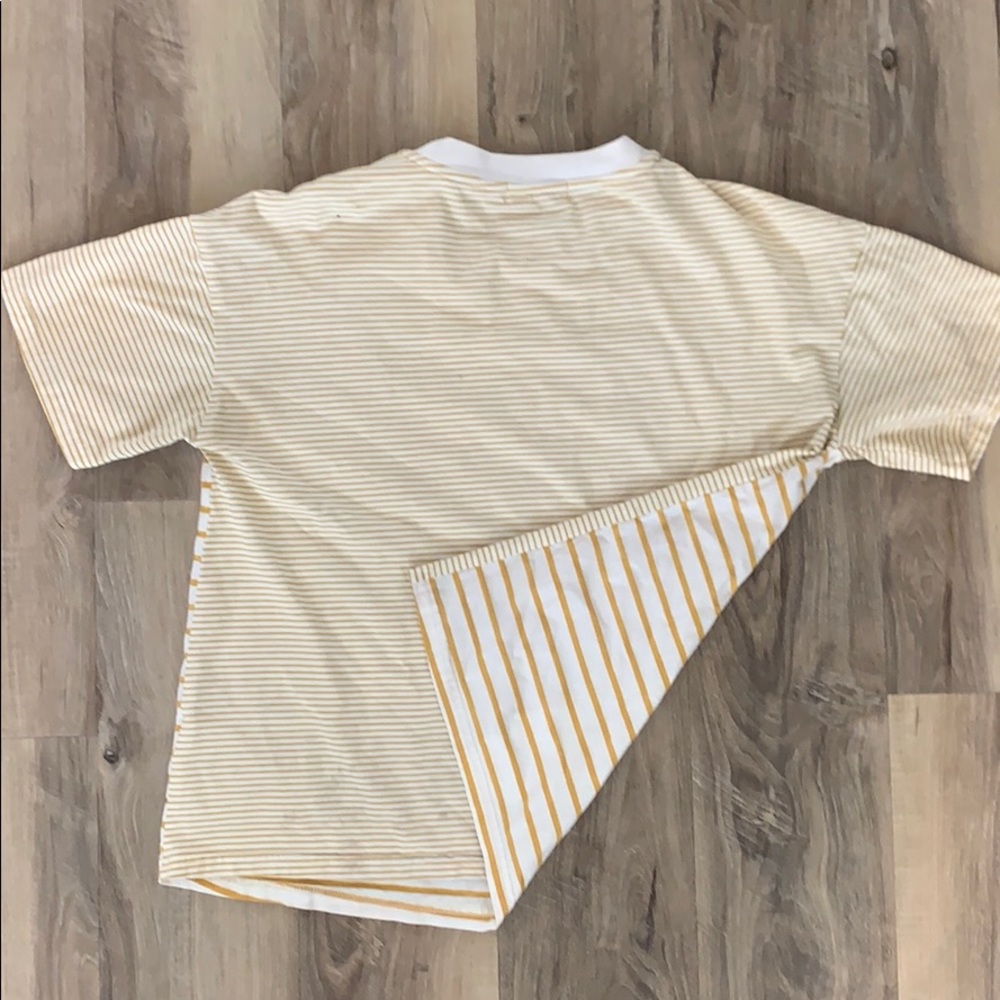 yellow and white crop top - Picture 3 of 4